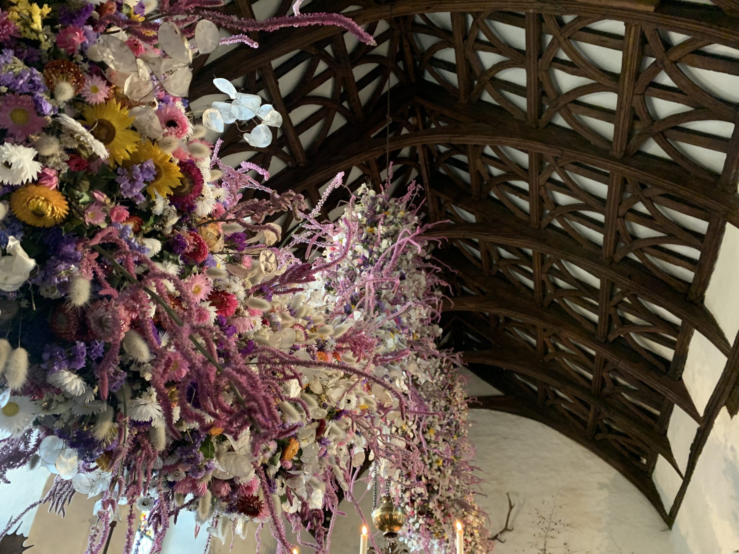 The floral Christmas garland at Cotehele